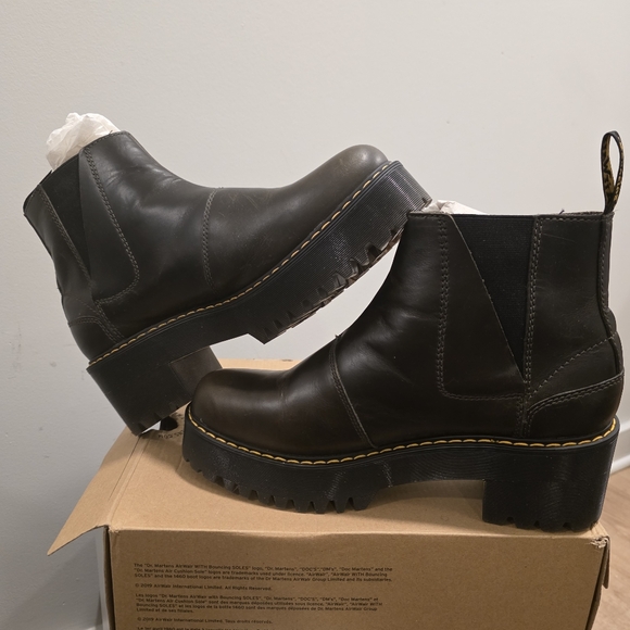 Dr. Martens Rometry II (US Size 10/EU Size 42) - Picture 2 of 6